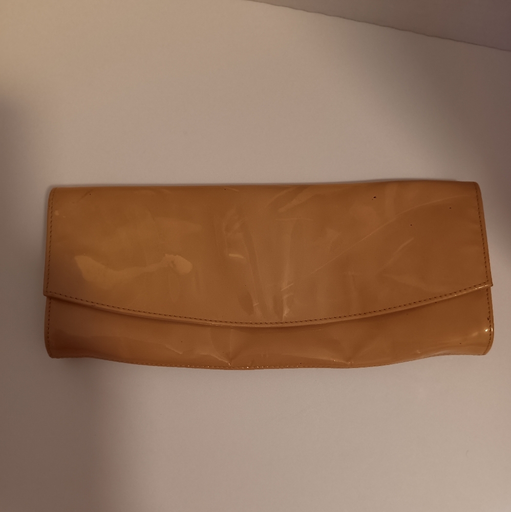 COPY - Guc!!! Stuart weitzman for russell bromley Clutch with  flaws